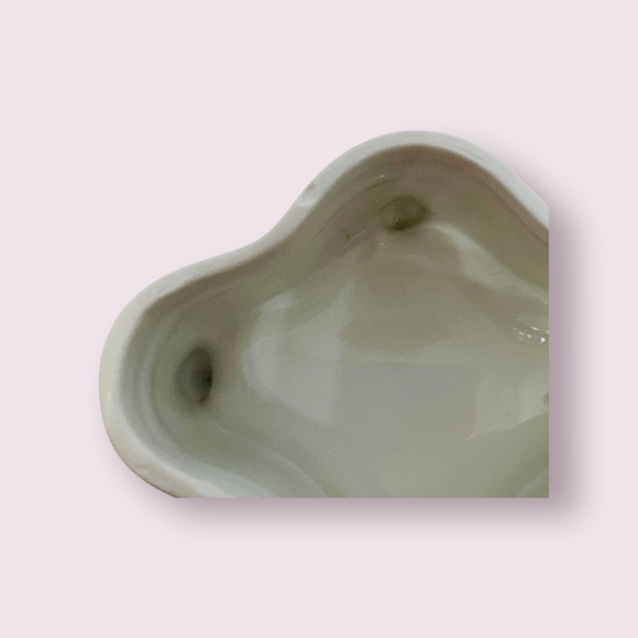 Trinket Keepsake Jewelry or Gift Box Footed Yellow Floral Porcelain Gold Edged - Picture 11 of 11